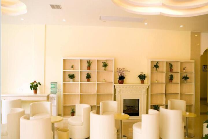 Hotel Interior 4 of 7