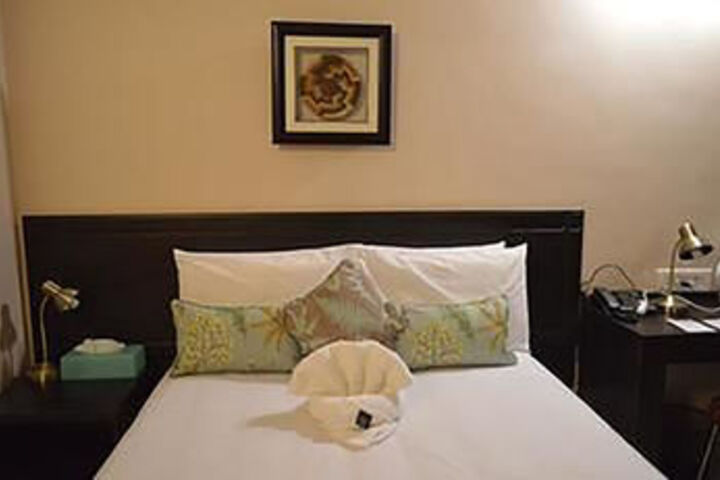 Room 21 of 47