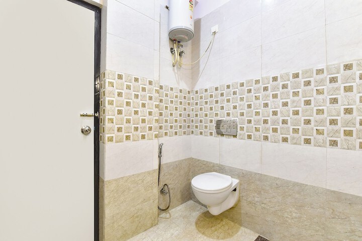 Room 30 of 41