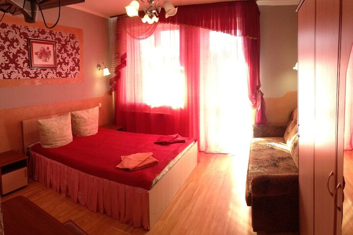Room 13 of 60