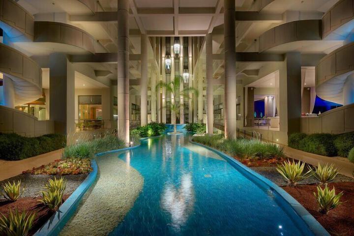 Pool 44 of 117