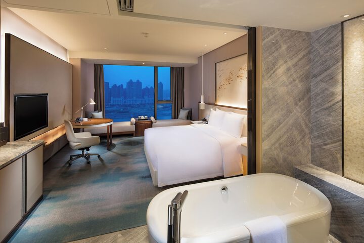 Room 26 of 72