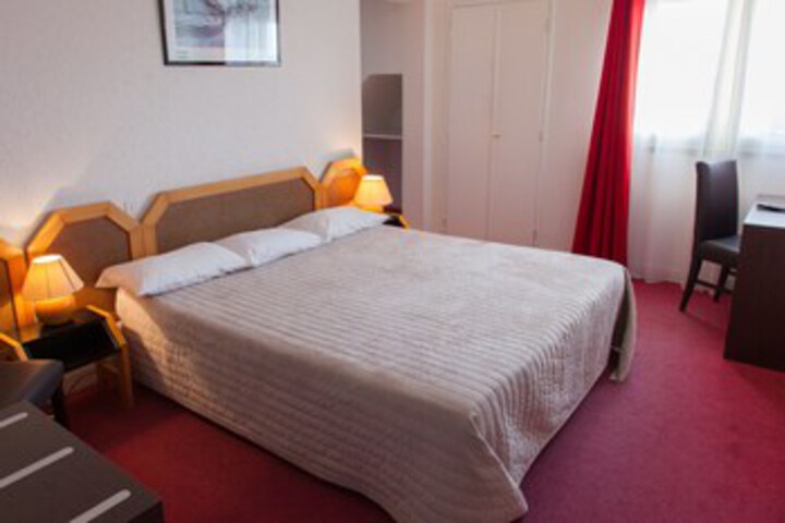 Room 17 of 23