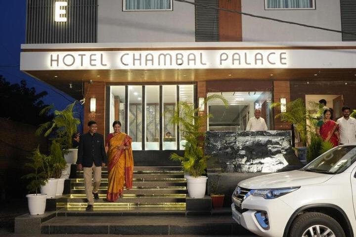 HOTEL CHAMBAL PALACE