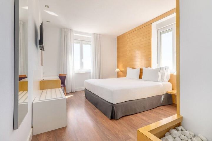 Room 20 of 90