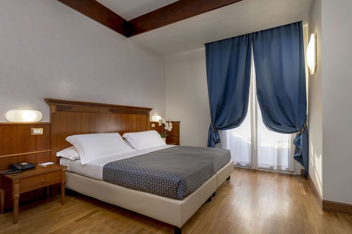 Room 20 of 40