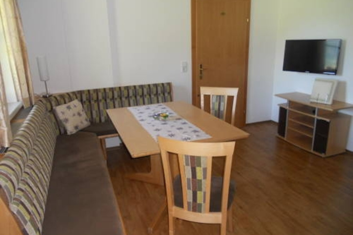 Room 3 of 19