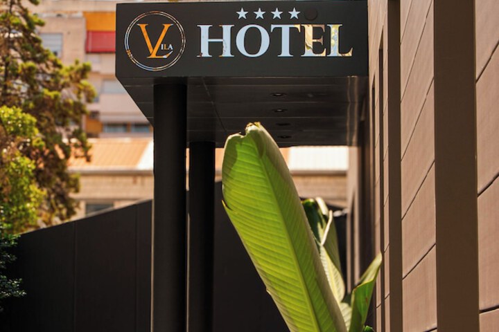 Hotel 55 of 61