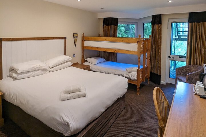 Room 15 of 34