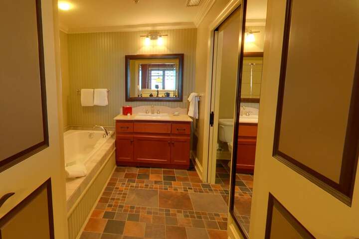 Bathroom amenities