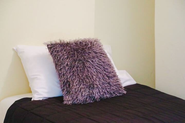 Room 21 of 37