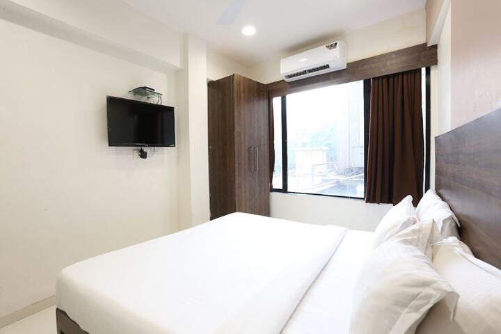 Room 26 of 54