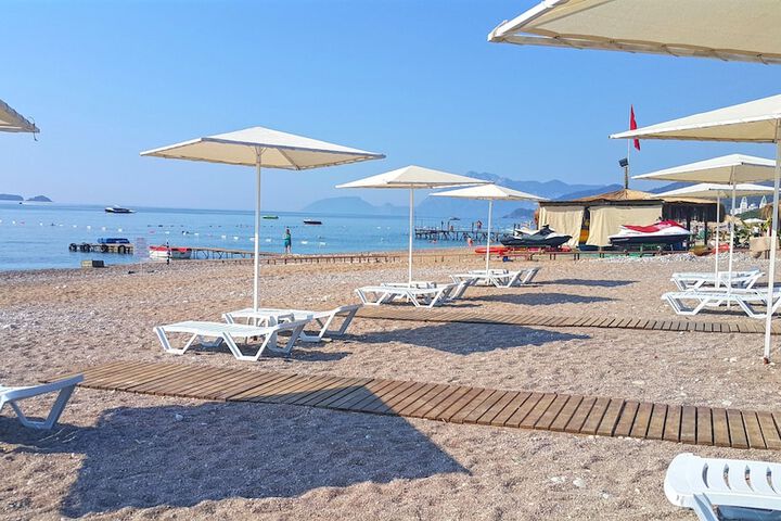 Beach 16 of 17