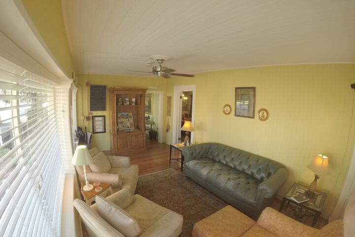 Room 26 of 53