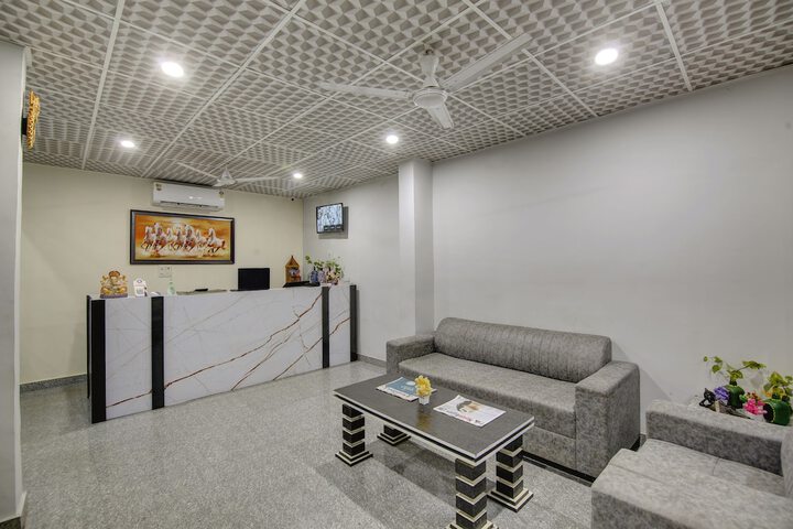 Hotel Interior 2 of 16