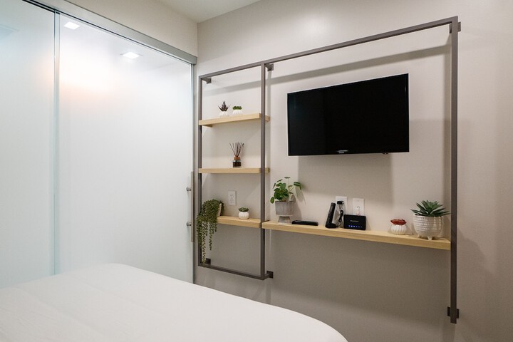 Room 40 of 72