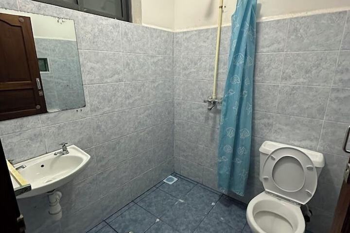 Room 11 of 54