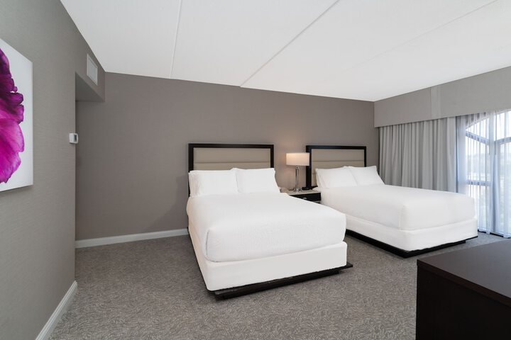 Room 26 of 82