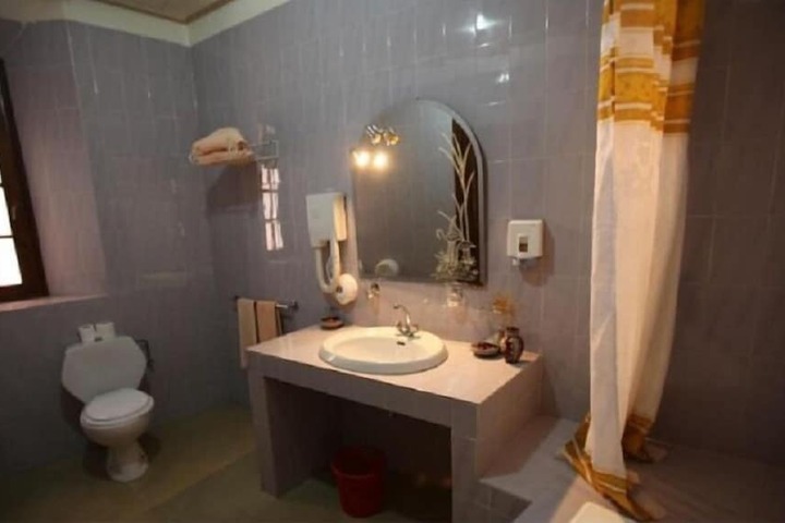 Room 8 of 22