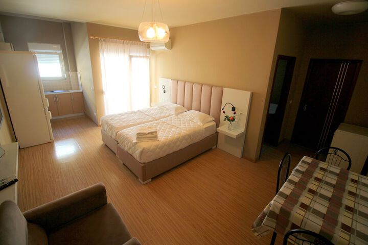 Room 15 of 47