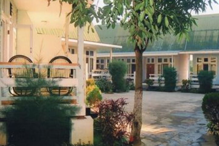 Hotel 4 of 21