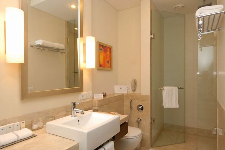 Room 27 of 57