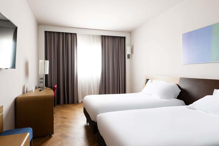 Room 29 of 111