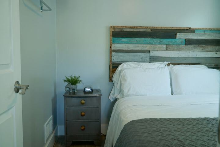 Standard Room, King or Two Doubles (3 of 14)