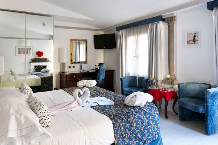 Room 10 of 91