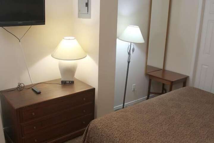 Room 14 of 23