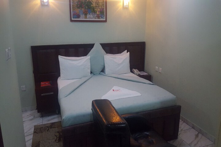 Room 19 of 44