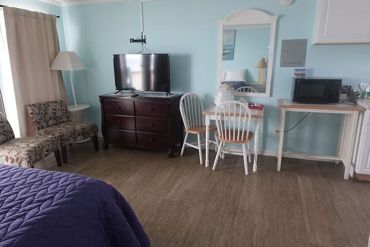 Room 21 of 282
