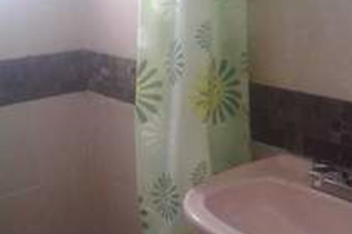Room 2 of 27