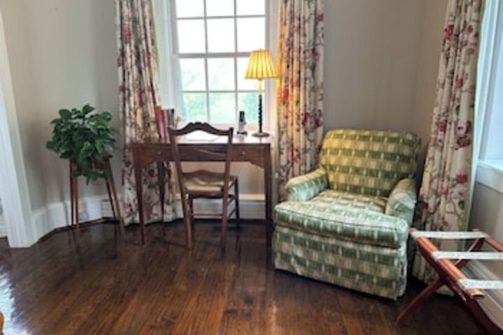 Room 130 of 285