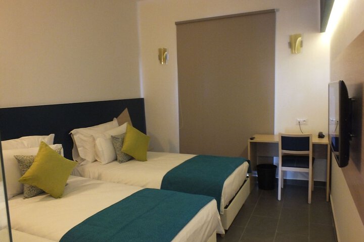 Room 18 of 52