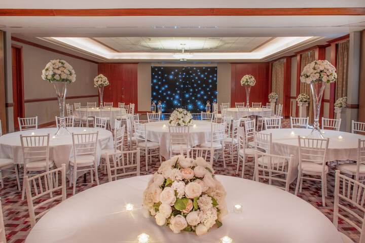 Wedding/Banquet 38 of 50