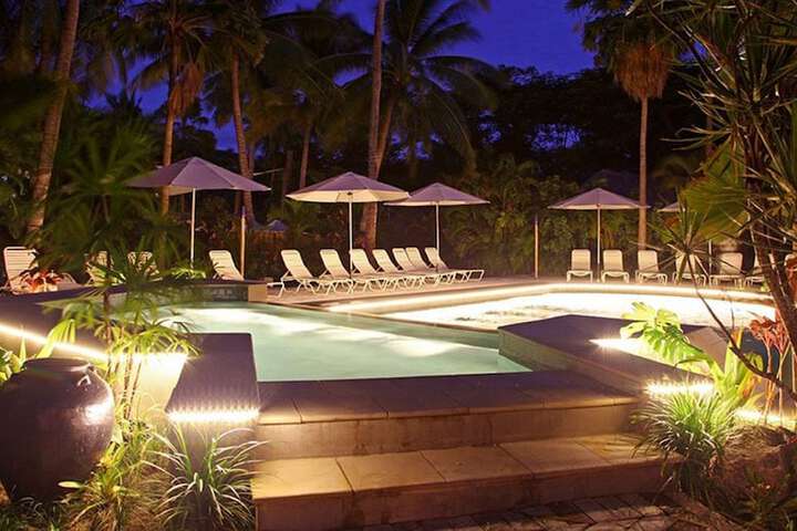 Pool 68 of 280