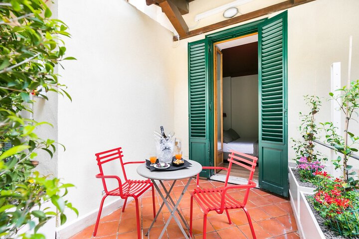 Terrace/Patio 40 of 100