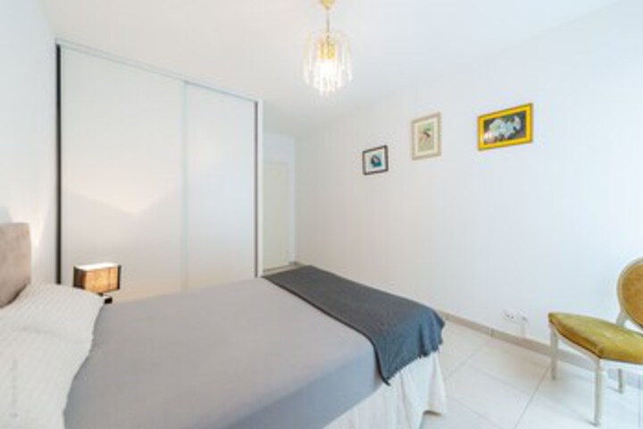 Room 18 of 22