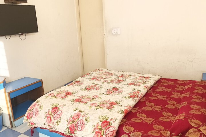 Room 9 of 46