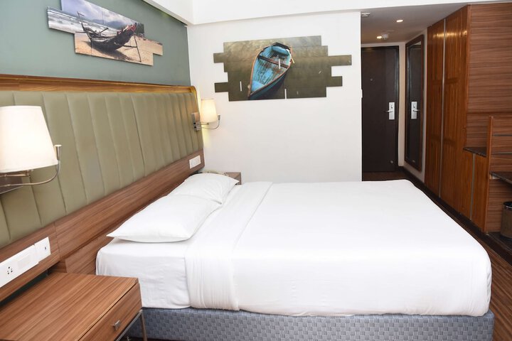 Room 78 of 143