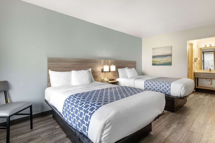 2 Double Beds Efficiency (6 of 13)