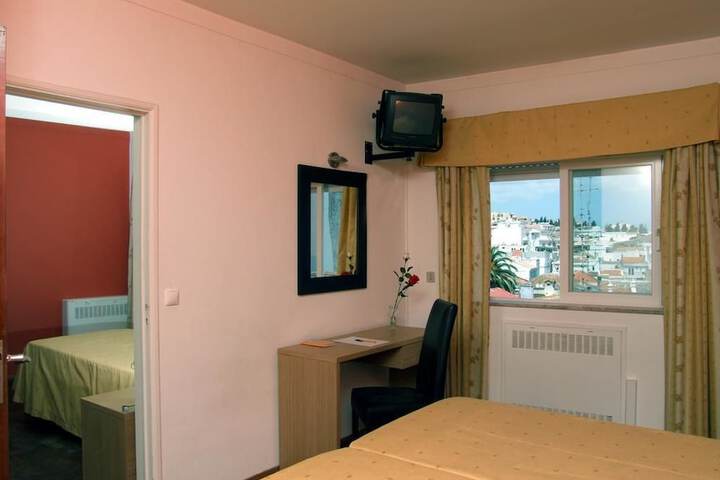 Room 19 of 44
