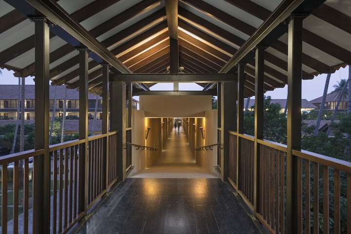 Ballroom/Hall 112 of 135