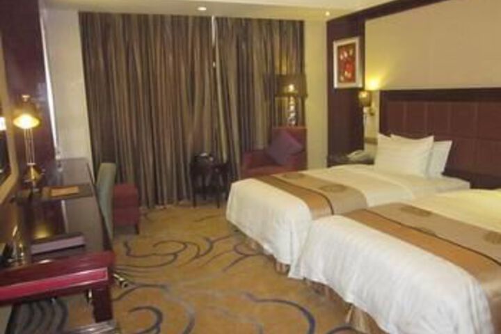 Room 33 of 101