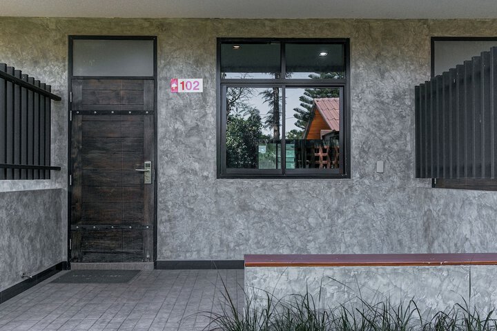 Terrace/Patio 100 of 187