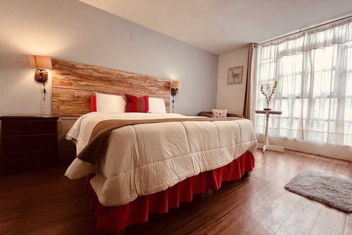 Room 6 of 28
