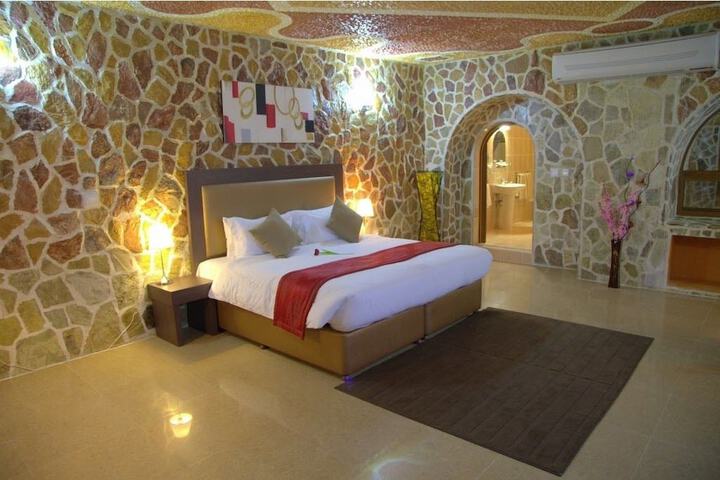 Room 3 of 15