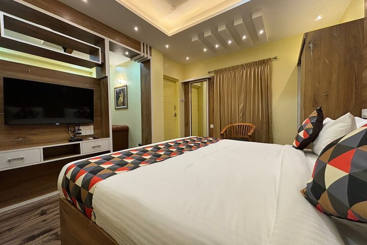 Room 11 of 23