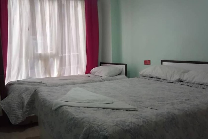 Room 7 of 11
